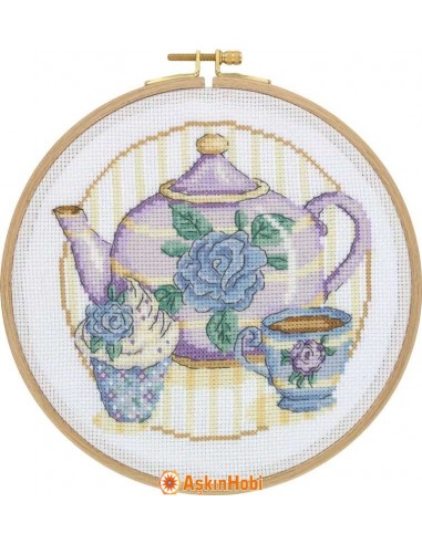 Tuva Cross Stitch Kit With Wooden Hoop Ccs07