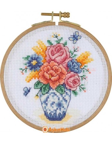 Tuva Cross Stitch Kit With Wooden Hoop Acs01