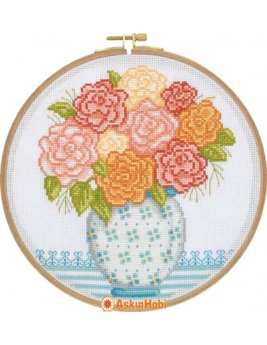 Tuva Cross Stitch Kit With Wooden Hoop Dcs04